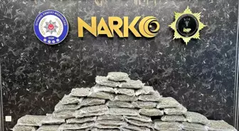 Pendik'te Uyuşturucu Operasyonu: 71 Kilo Skunk Ele Geçirildi
