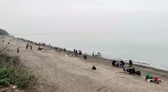 Düzce'nin Akçakoca Sahilleri Olta Avcılarıyla Doldun