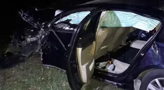 Kaş'ta Otomobil ile Motosiklet Çarpıştı: 1 Ölü, 1 Yaralı