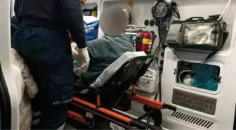 Ayvalık'ta Balıkçı Teknesinde Rahatsızlanan Kişi Tahliye Edildi