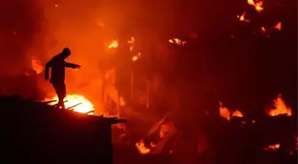 Dakka'da büyük yangın: 1500 ev kül oldu