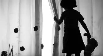 İngiltere'de sosyal hizmetlerin bakımındaki 2 bin 400'den fazla çocuk kayboldu