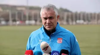 Özbelsan Sivasspor Teknik Direktörü Mehmet Altıparmak Play-Off Hedefini Vurguladı