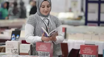 '7. Doğu Anadolu Erzurum Kitap Fuarı' 7. gününde devam ediyor