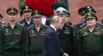 Fransa'nın da ordusunu büyütmeye karar vermesi bize ne anlatıyor?