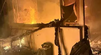 Bolu'da 2 Katlı Evde Yangın Çıktı