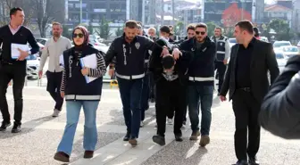 Bolu'da 140 Bin Dolarla Dolandırılan Vatandaşın Şüphelileri Yakalandı