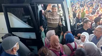 Aydın'dan 90 Kişilik Umre Kafilesi Kutsal Topraklara Uğurlandı
