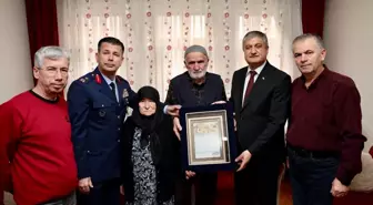 Karabük'te şehit Nuri Özcan'ın ailesine şehadet belgesi takdim edildi