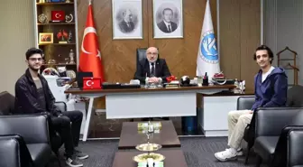 Kayseri Üniversitesi Öğrencilerinden Taşınabilir Hava Durumu Projesi