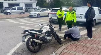 Antalya'da Motosiklet Kazası: Sürücü Tedaviyi Reddetti