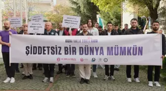 Tuzla Belediyesi'nden Kadına Yönelik Şiddetle Mücadele Yürüyüşü