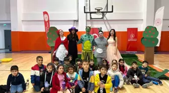 Ula Anaokulu'nda 'Kayıp Masallar Kitabı' Tiyatrosu Rüzgarı!