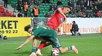 Amed Sportif Faaliyetler, Esenler Erokspor'u 2-1 Yenerek Puanını 29'a Çıkardı