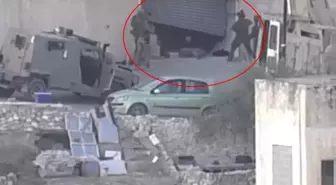 İsrail güçleri, ellerini havaya kaldırarak teslim olan 2 Filistinliye kurşun yağdırdı