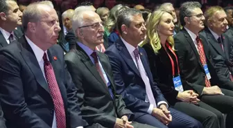 CHP'nin 39. kurultayı başladı! Özel'in davetine rağmen Kılıçdaroğlu katılmadı