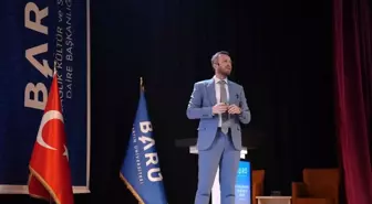 Geleceğin Türkiye'si için Okan Hocaoğlu güvenli konutların önemine dikkati çekti