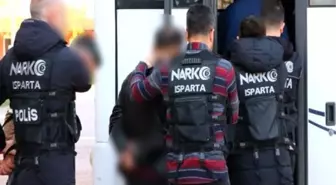 Isparta'da Uyuşturucu Suçlarından 3 Şahıs Yakalandı