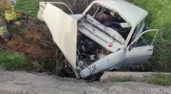 Kırkağaç'ta Otomobil Devrildi: 2 Ağır Yaralı