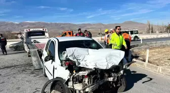 Niğde-Kayseri Karayolunda Feci Kaza: 1 Ağır Yaralı