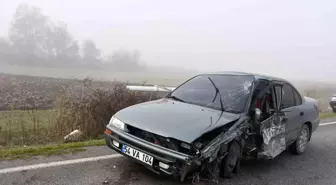 Samsun'da İki Otomobil Çarpıştı: 3 Yaralı
