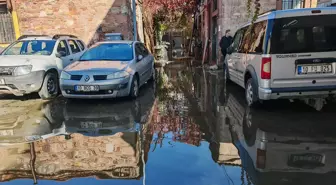 Ayvalık'ta Yağışlar Su Baskınlarına Neden Oldu