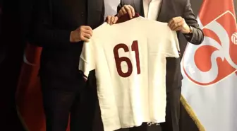 Trabzonspor Başkanı Ertuğrul Doğan'dan TFF Başkanı Hacıosmanoğlu'na Anlamlı Hediye