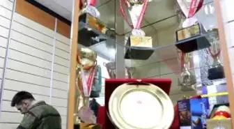 Elazığ'dan Bilardo Şampiyonu Terzi: Lokman Korucu