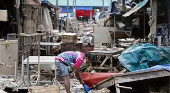 Tayland'daki Sel Felaketi Can Kayıplarını Artırıyor