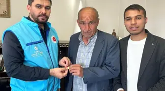 Ödülünü Filistin'e Bağışlayan Baba, Kızının Anısını Yaşatıyor