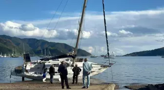 Marmaris'teki Fırtına Üç Yelkenliyi Karaya Sürükledi