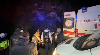 Düzce'de Gece Saatlerinde 3 Ayrı Kaza: 4 Yaralı