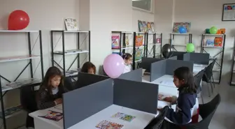 Malazgirt İlkokulu'na Modern Kütüphane Kazandırıldı