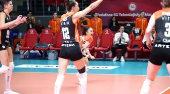 Eczacıbaşı Dynavit, Türk Hava Yolları'nı 3-0 Mağlup Etti