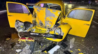 Uşak'ta Otomobil ile Sanatçı Orkestrasını Taşıyan Otobüs Çarpıştı: 1 Ağır Yaralı