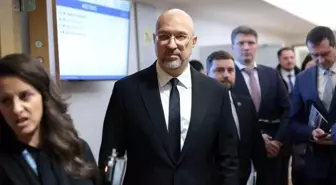 AB Savunma Bakanları Brüksel'de Toplandı, Ukrayna'ya Askeri Destek Görüşüldü