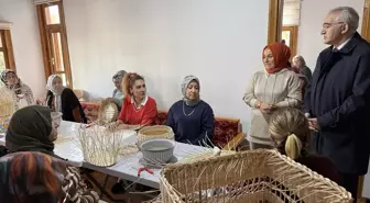 Çubuk'ta Kadın El İşleri Atölyesi Açıldı