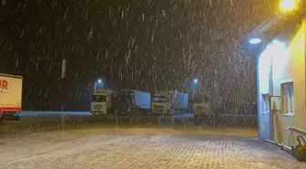 Ardahan'da Kar Yağışı Etkili Oluyor