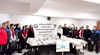 Erzincan'da Öğrencilere Kayak ve Drama Kursları Düzenlendi