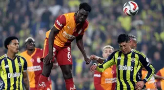 Fenerbahçe'ye yıldız futbolcusundan kötü haber