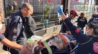 Antalya'da İnşaat İşçisi Düşerek Yaralandı