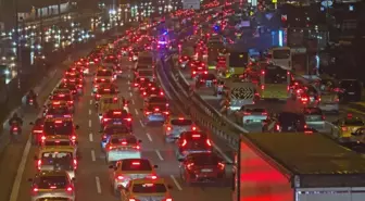 Galatasaray Derbisi Öncesi İstanbul'da Trafik Yoğunluğu Yüzde 80