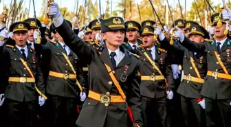 Kılıçlı yemin nedeniyle TSK'dan ihraç edilen komutan için yeni karar