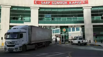 Kasım Ayında Sarp Sınır Kapısı'nda Yoğun Tır Trafiği