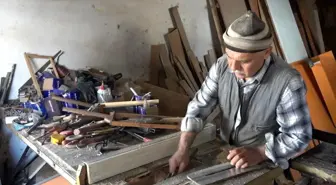 45 Yıldır Marangozluk Yapan Ali Kurt, Çırak Bulamadığı İçin Mesleği Bırakma Noktasında
