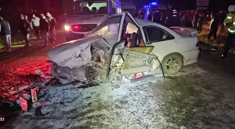 Amasya'da İki Otomobil Çarpıştı: 8 Yaralı