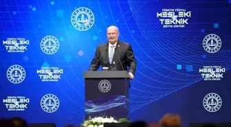 Dijital Dönüşüm ve Nitelikli İnsan Kaynağı Vurgusu