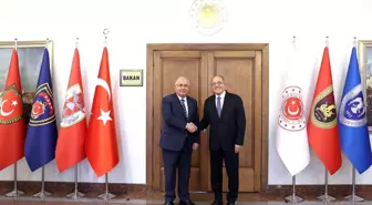 Bakan Güler, yaş haddinden emekli olan Şuay Alpay'ı kabul etti