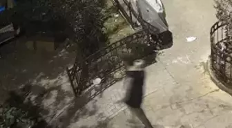 Beyoğlu'nda Hırsızlık Olayı: Uyuyan Adamın Telefonunu Çalan Şüpheli Tutuklandı