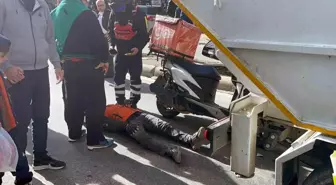 Menteşe'de Motokurye Çöp Kamyonuna Çarptı: Yaralı